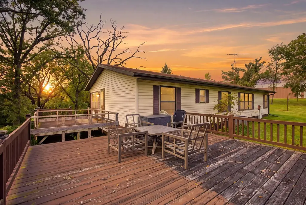 16490 Deery Road, Willow Springs