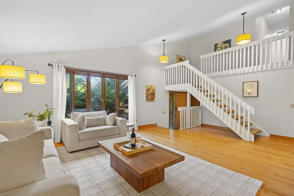 5413 Jonquil Court, Middleton