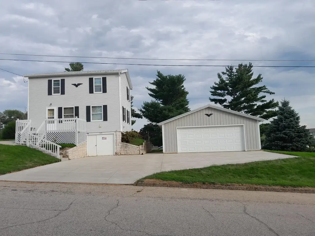 109 Reservoir Street, Potosi