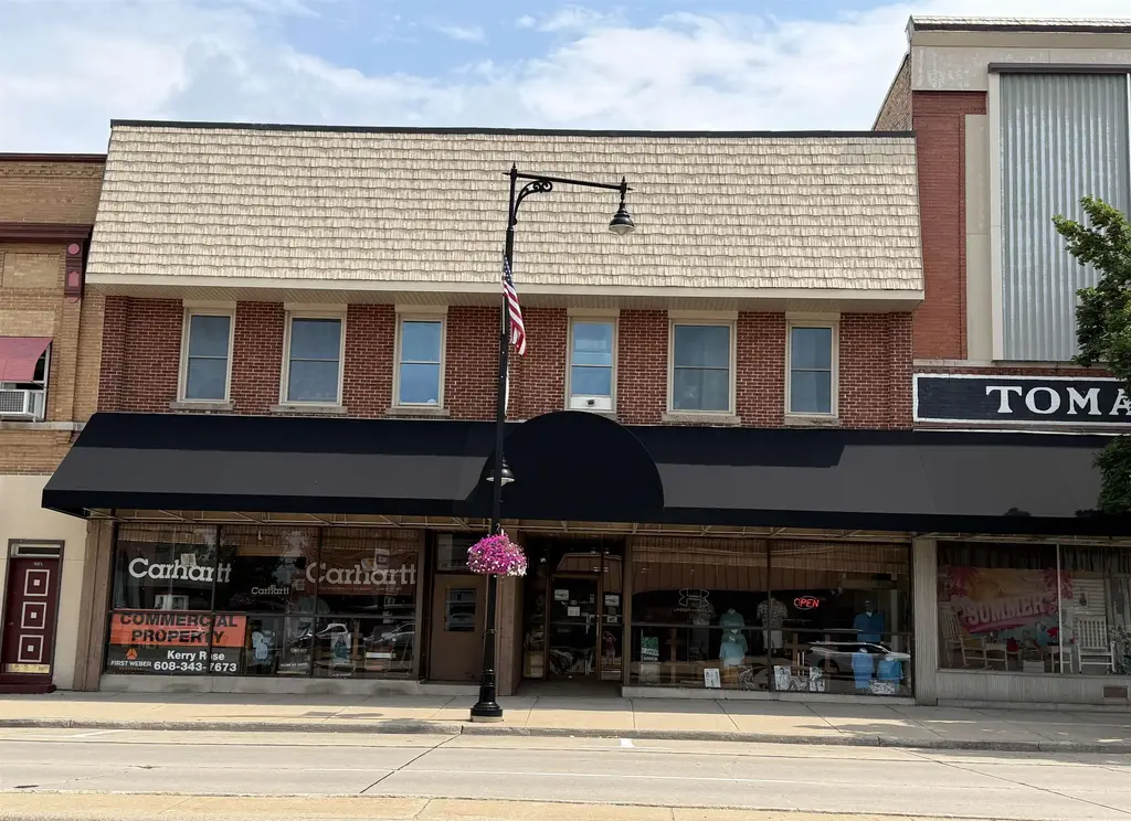 910 Superior Avenue, Tomah