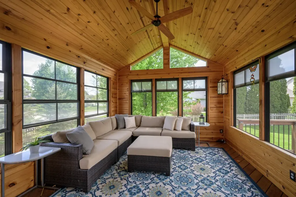 1106 Turnberry Court, Waunakee