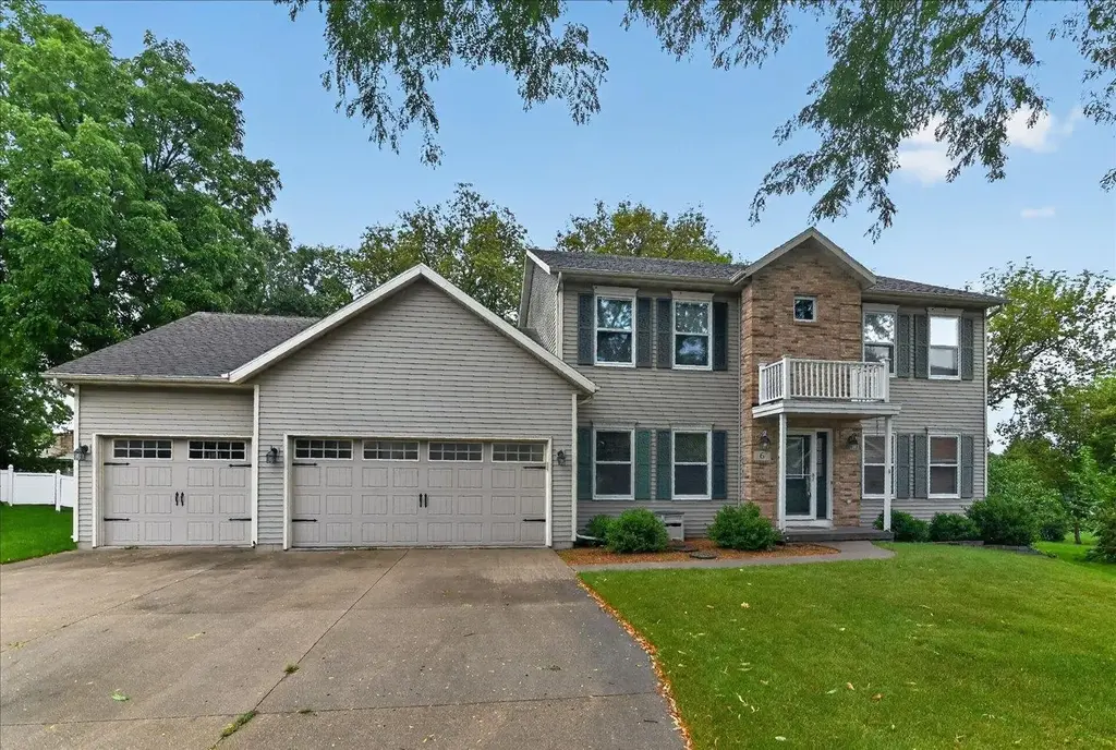 6 Fredericksburg Court, Madison