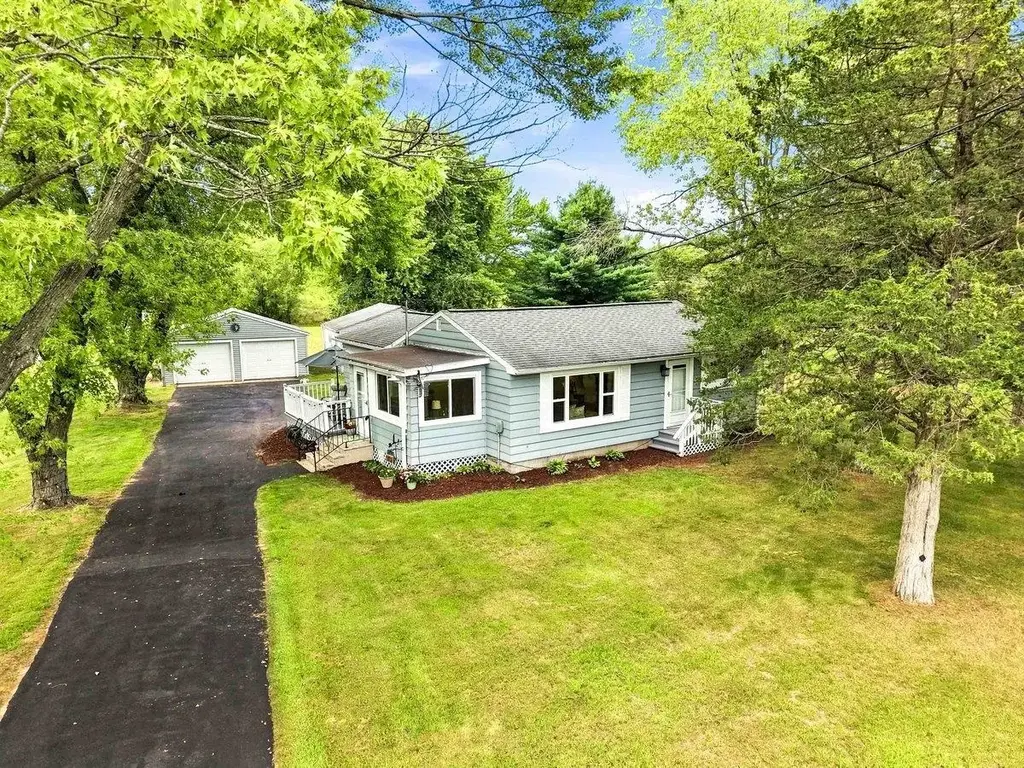 W4732 County Road C, Packwaukee