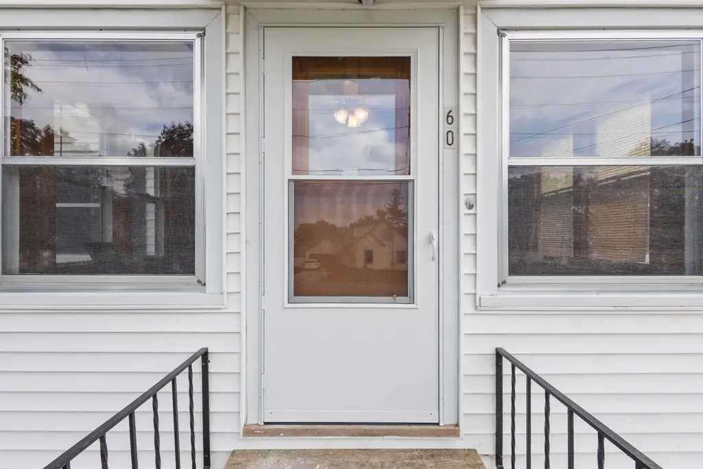 60 W Manchester Street, Markesan