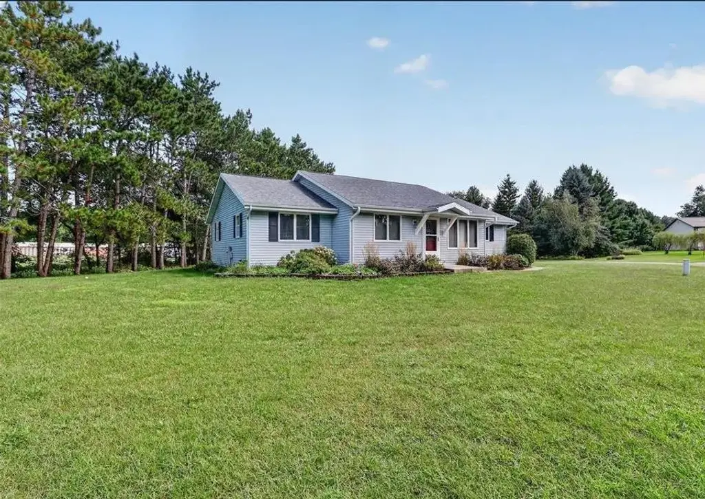 W516 Cozee Lane, Decatur