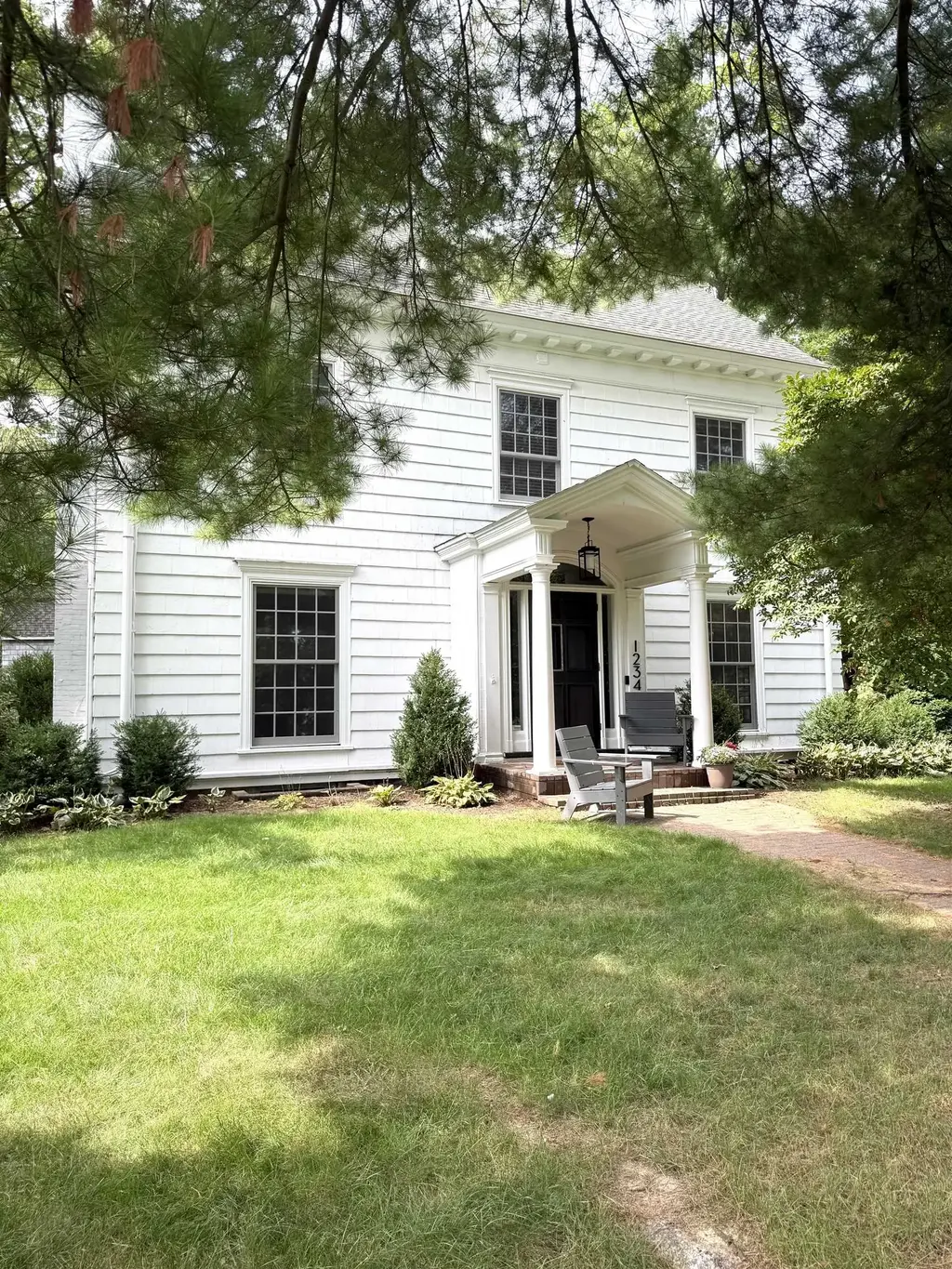 1234 Wellesley Road, Shorewood Hills