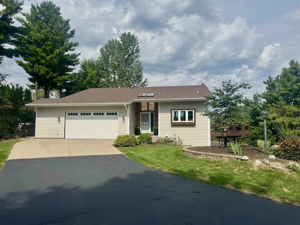 3663 Swoboda Road, Middleton