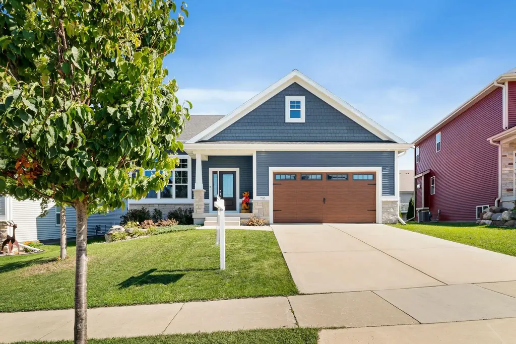 705 Mozart Street, Verona