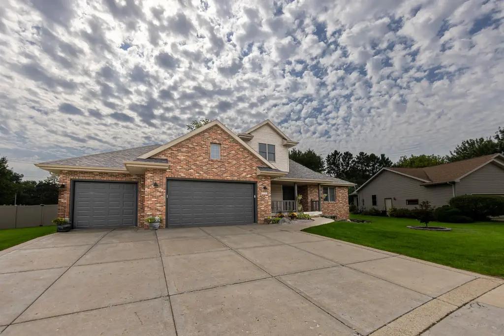 2726 O'hara Drive, Janesville