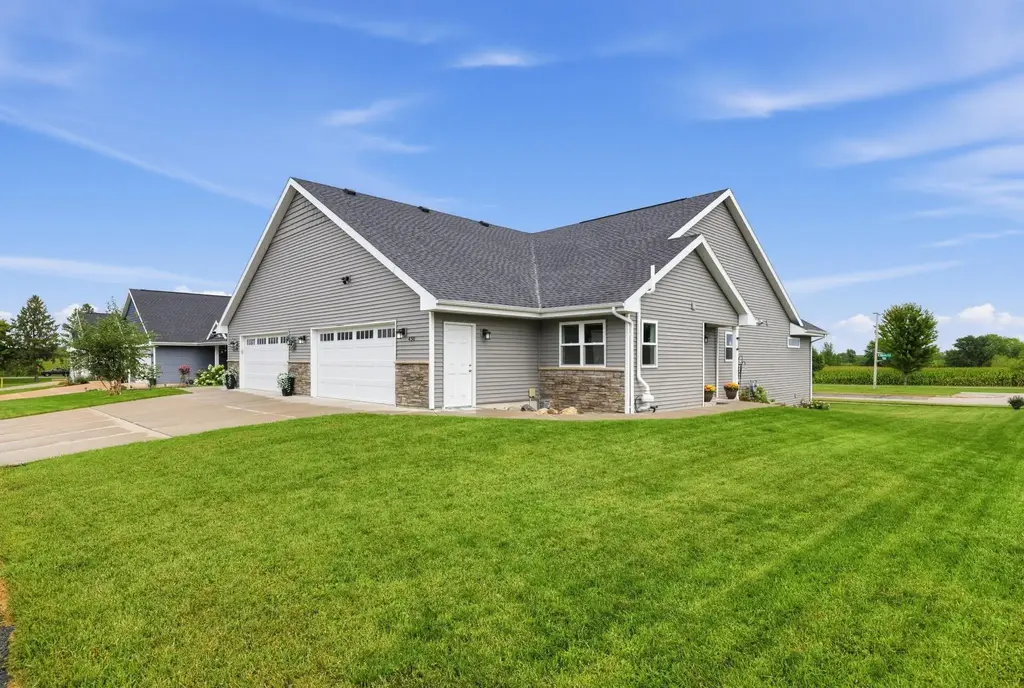 450 Ithaca Court, Oregon