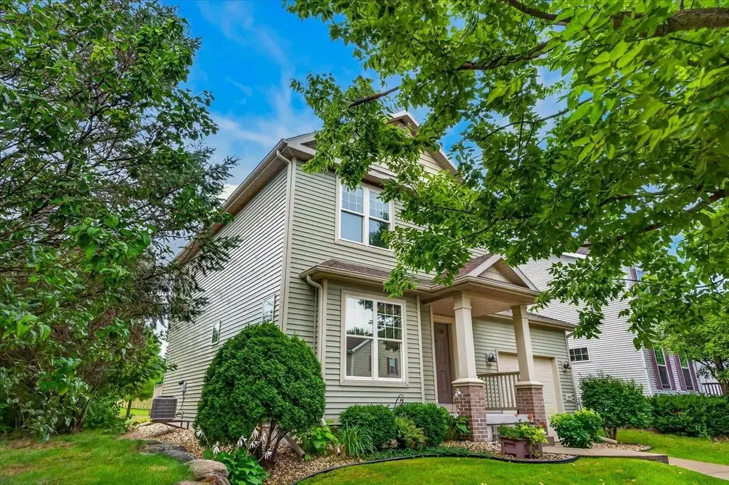 6909 Country Lane, Madison