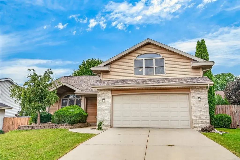 3522 Field Crest Way, Madison