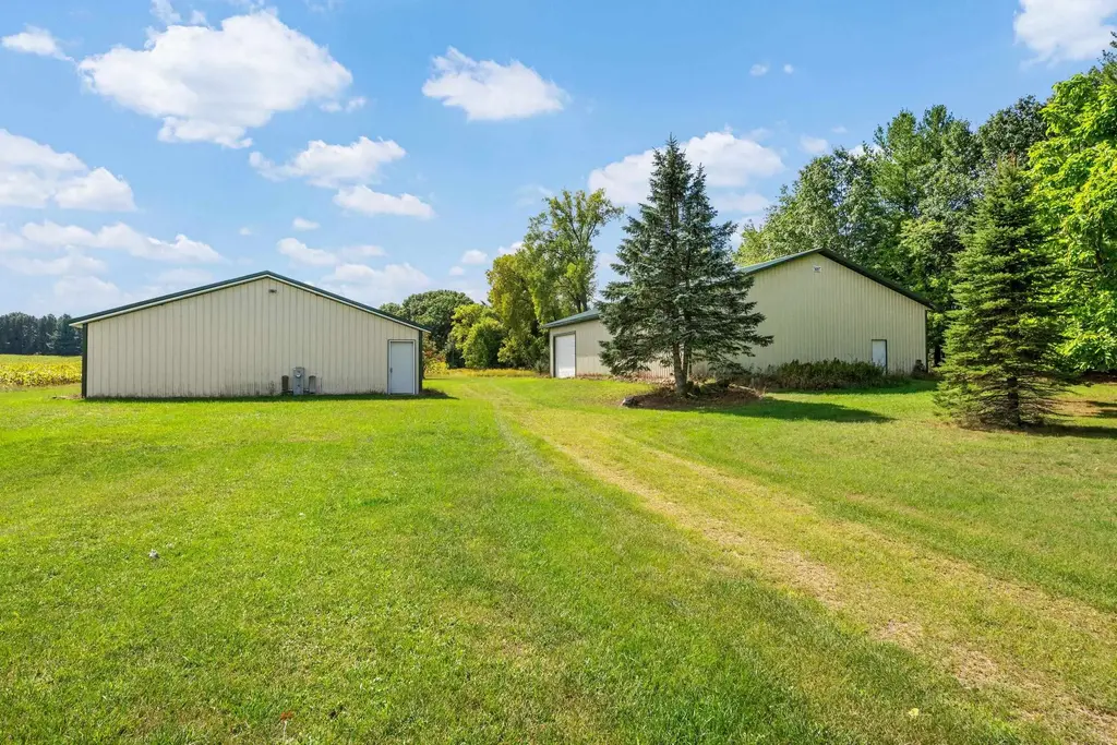 W1089 Fawn Drive, Mecan