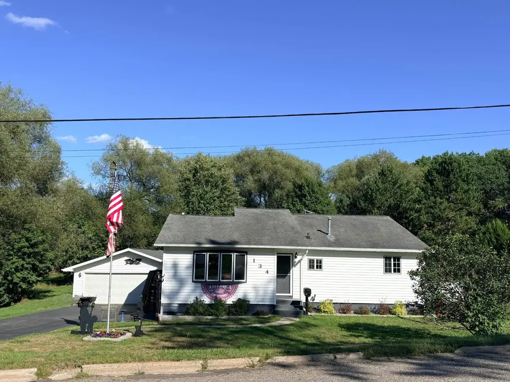 134 Spruce Street, Rhinelander