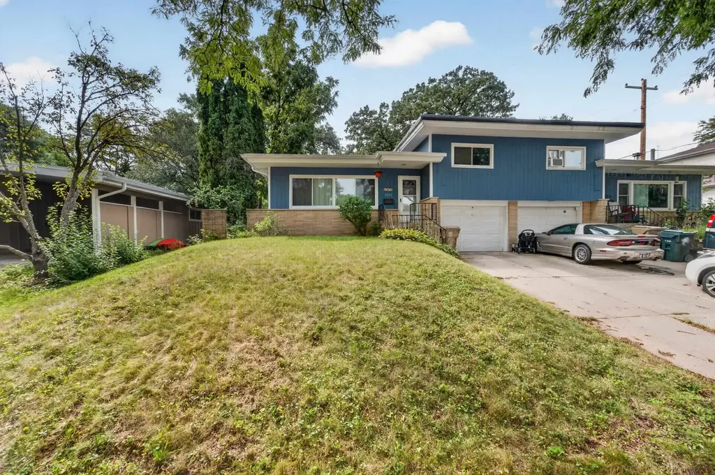 5209 Manitowoc Parkway, Madison