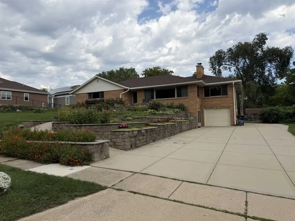 6514 Mendota Avenue, Middleton