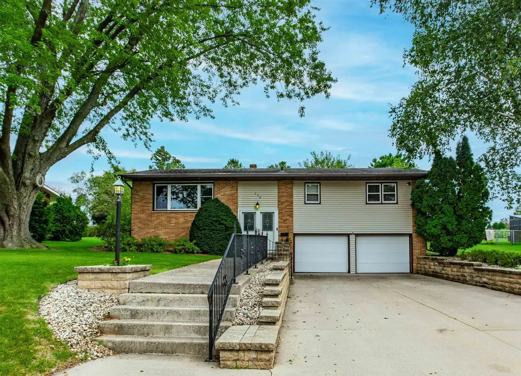 608 W Fountain Street, Dodgeville