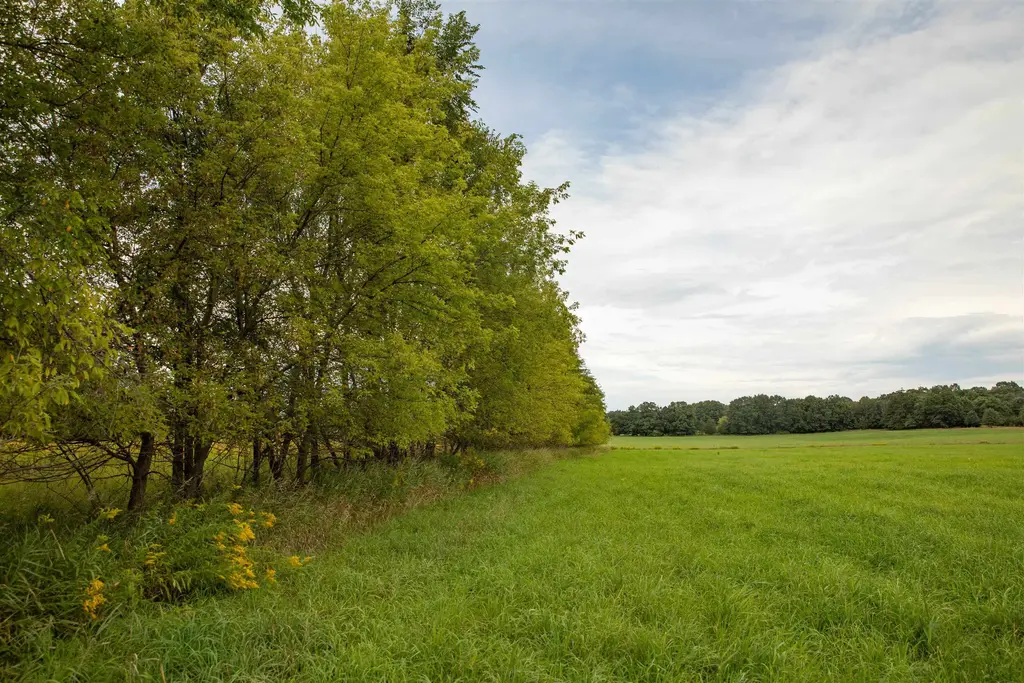 W7264 County Rd E, Westfield