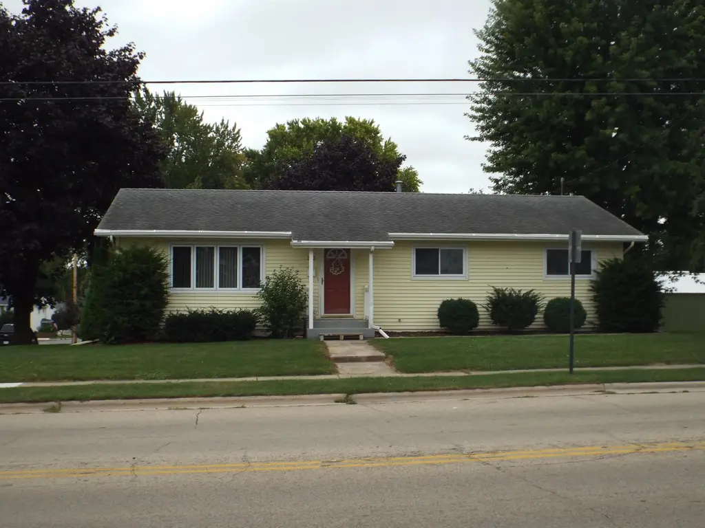 303 W Oshkosh Street, Ripon
