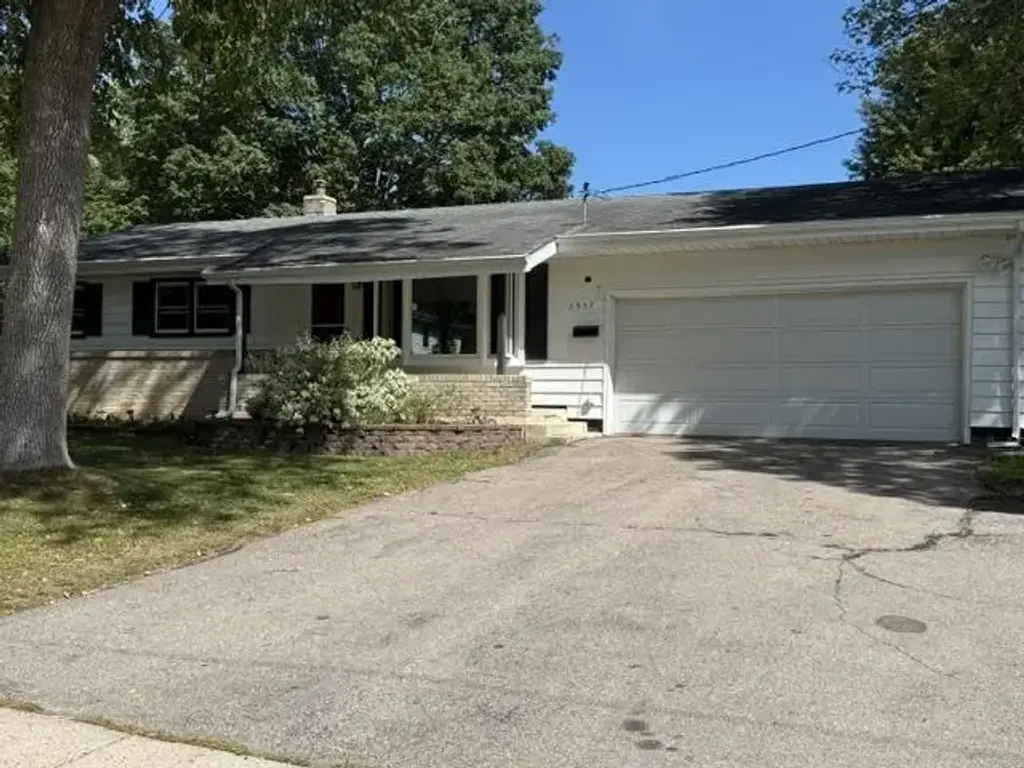 1517 Homberg Lane, Madison
