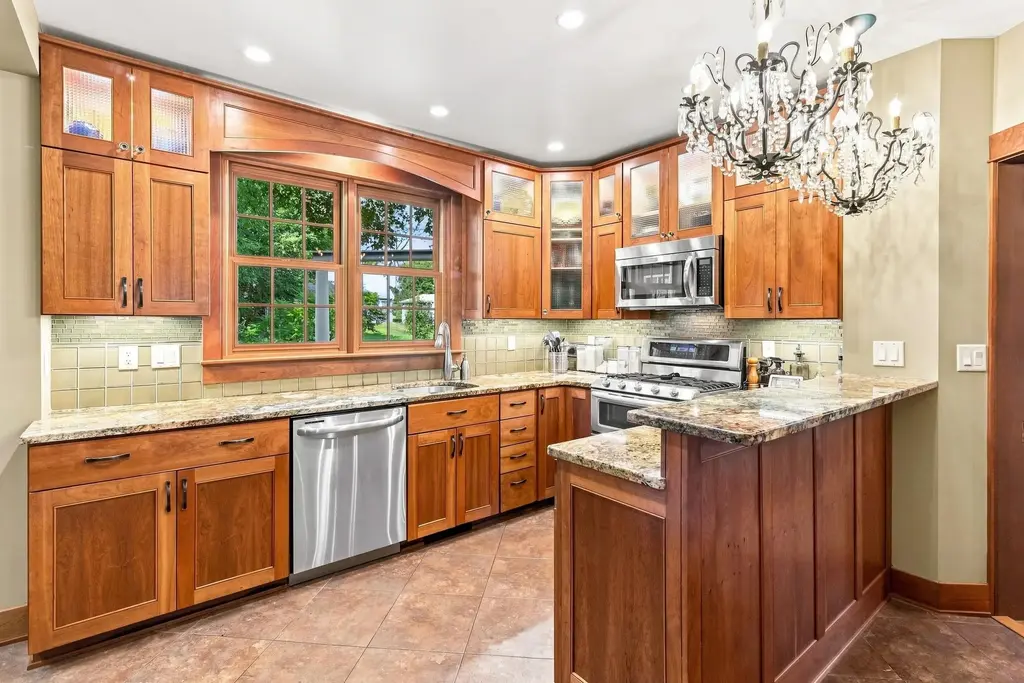 118 Washington Avenue, Lodi