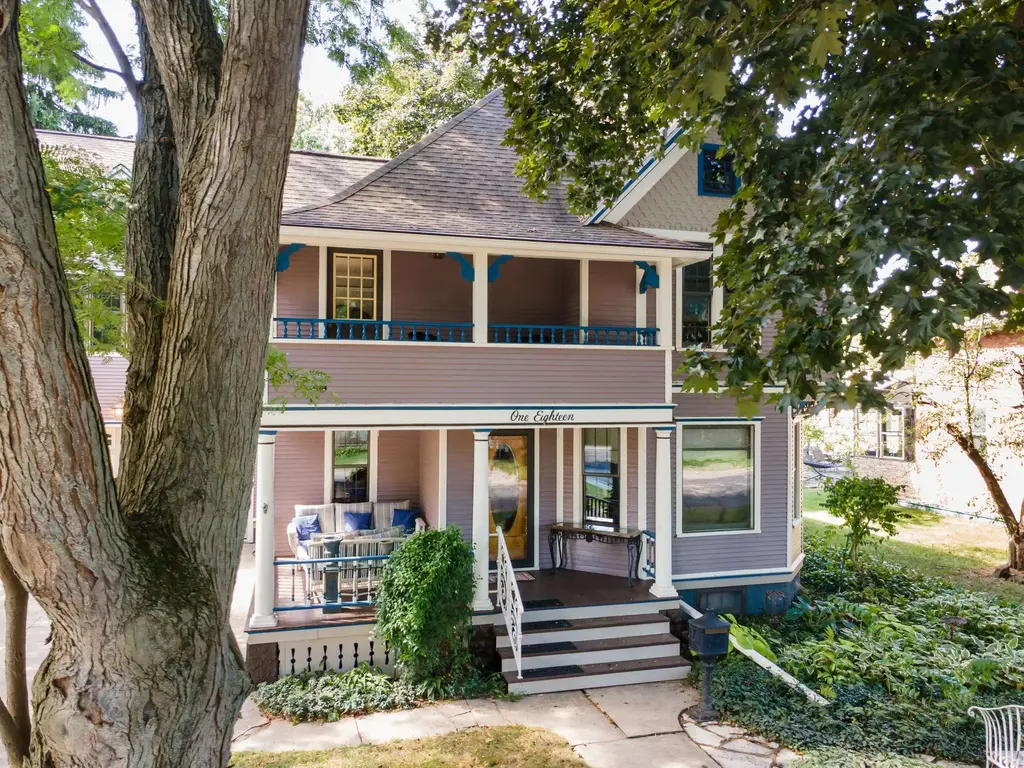118 Washington Avenue, Lodi