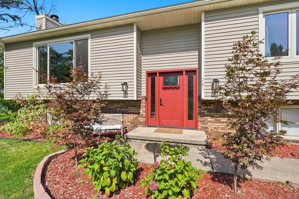 201 N Westfield Road, Madison