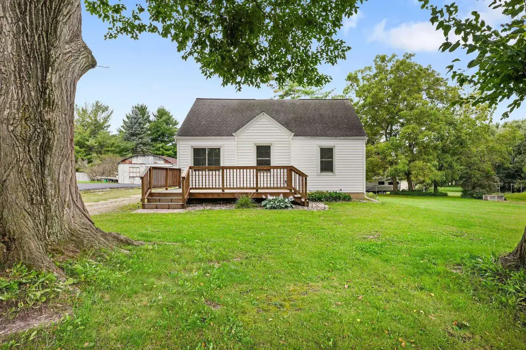 6281 Portage Road, Burke