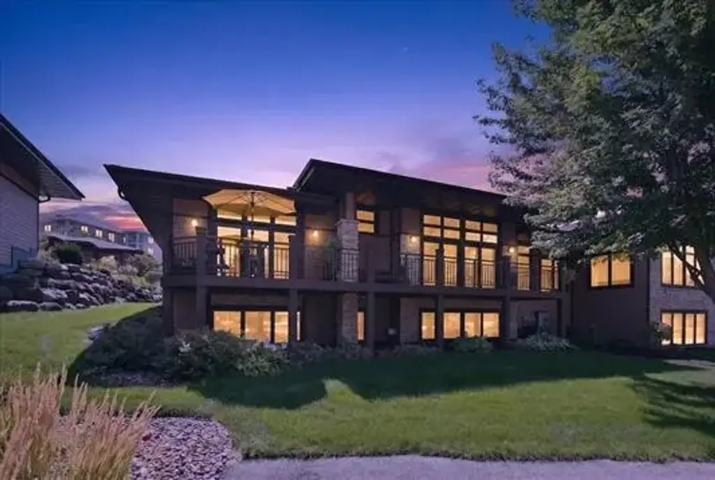 9224 Crosswinds Lane, Madison