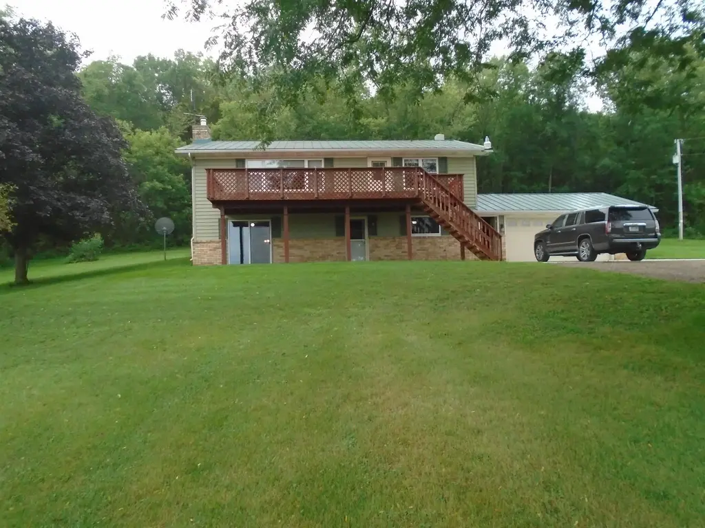 6932 E Sawle Road, Arena