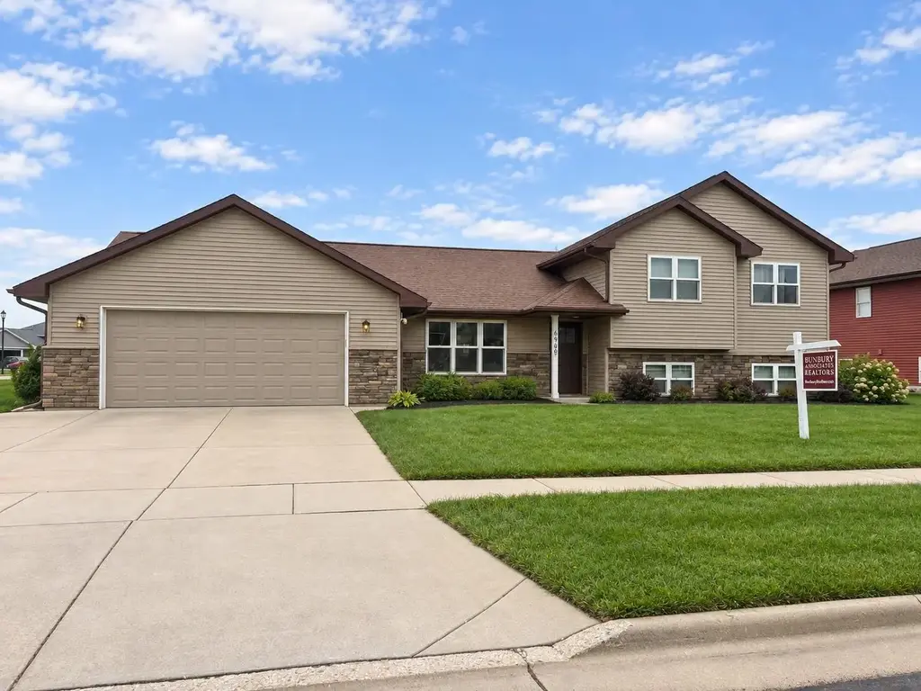 698 Prairie View Drive, Evansville
