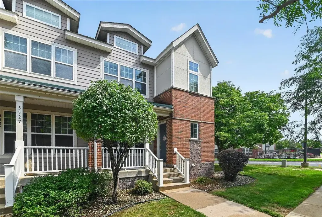 5529 Caddis Bend, Fitchburg