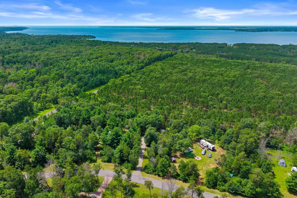 406 Sir Winston Trail, Rome
