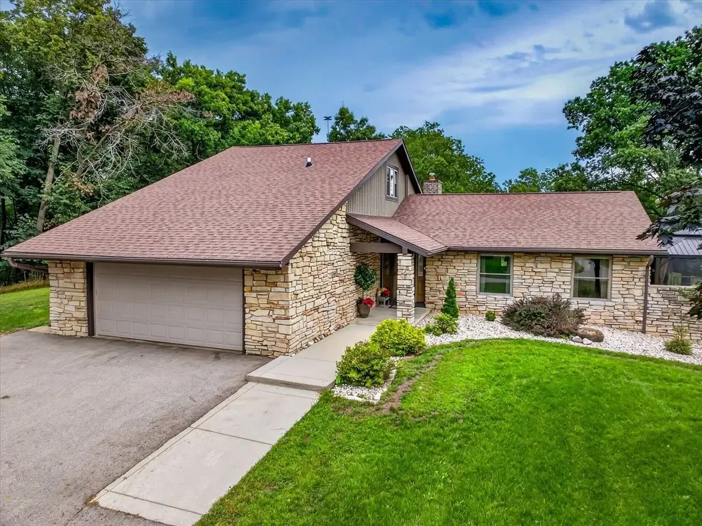 2670 N Britt Road, Janesville