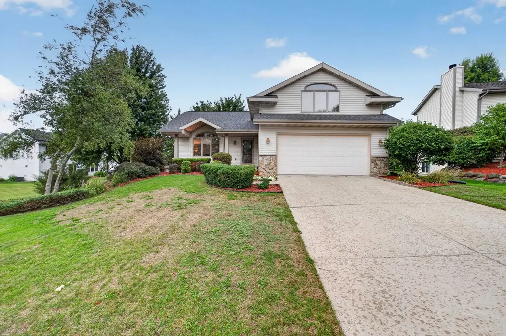5904 Red Oak Trail, McFarland