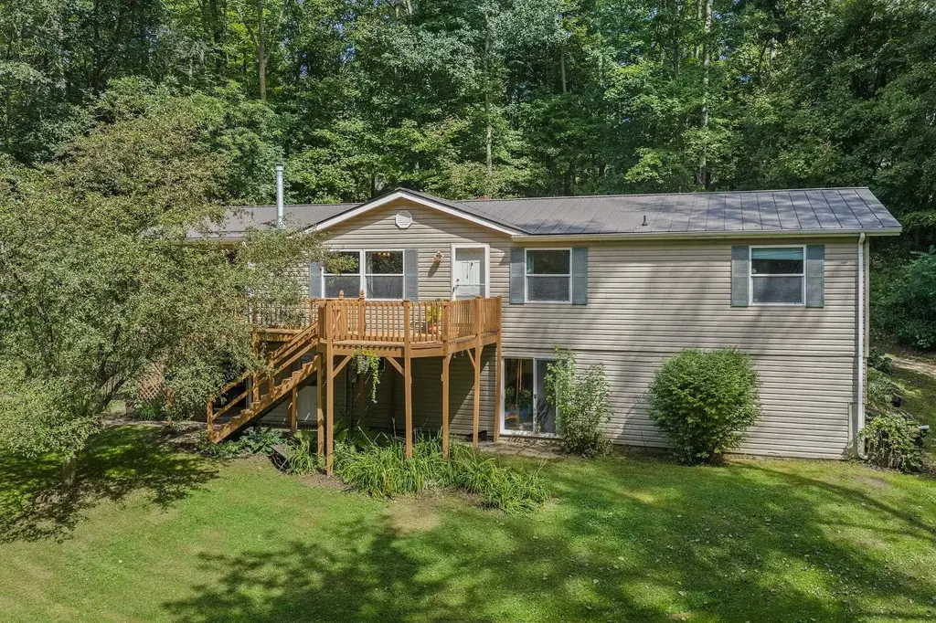 12969 Bunker Hill Drive, Westford