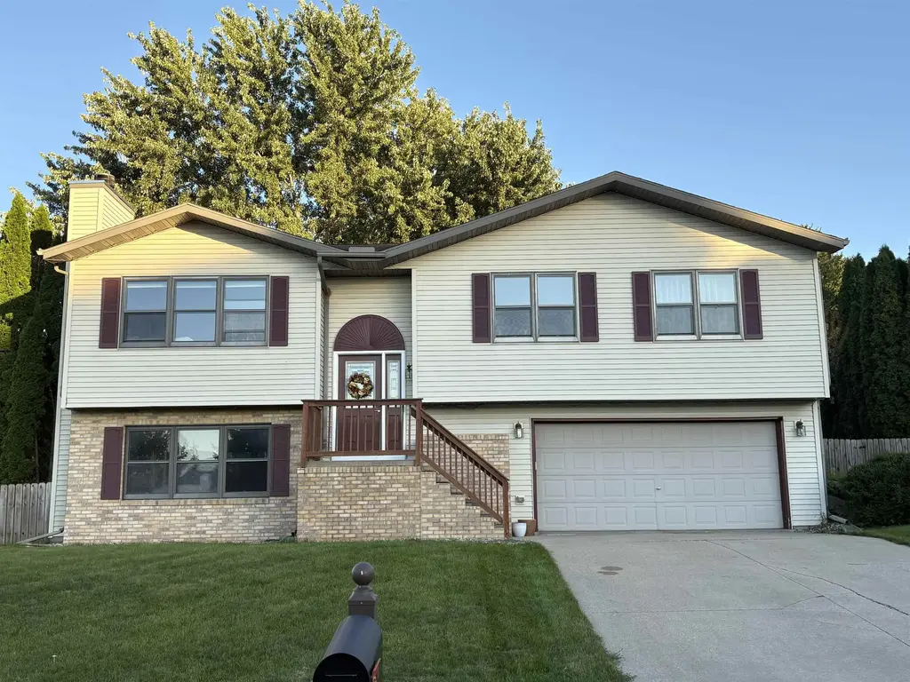 622 N Woods Edge Drive, Oregon