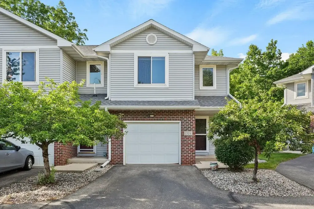 1328 Carpenter Street, Madison