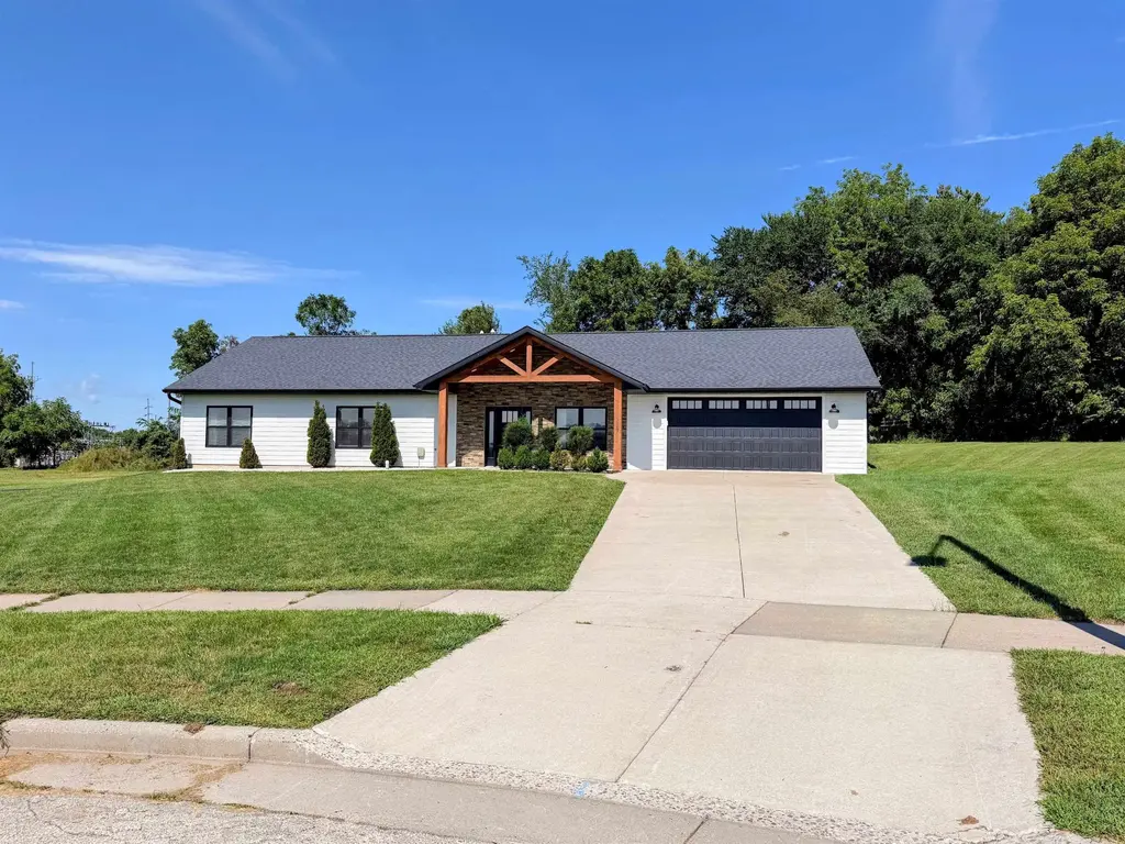 2309 Stephanie Circle, Prairie du Chien