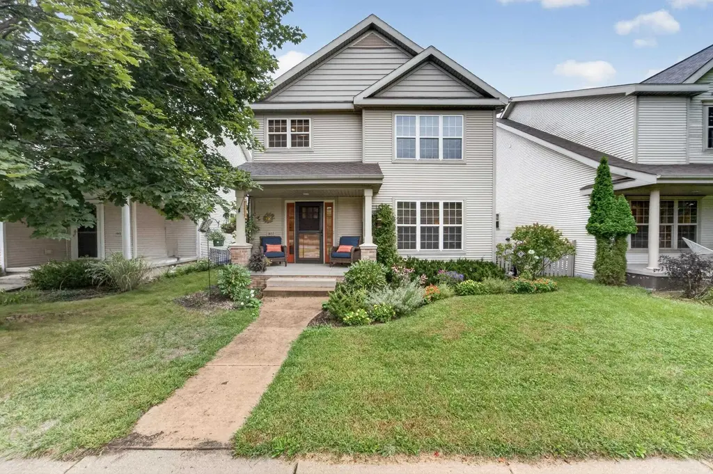 1657 Okeeffe Avenue, Sun Prairie