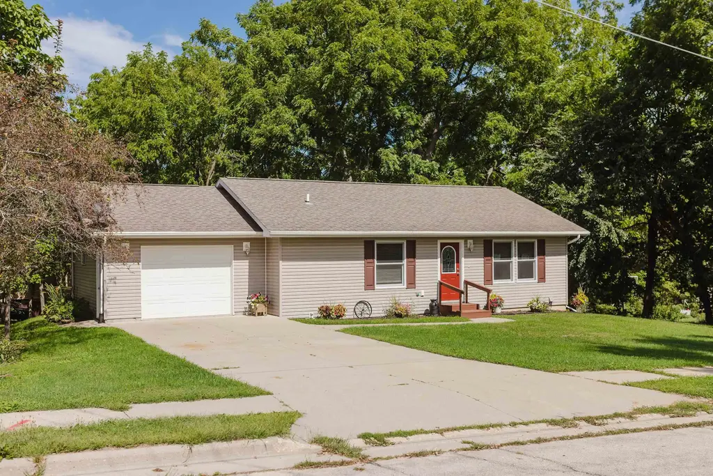 535 Broad Street, Mineral Point