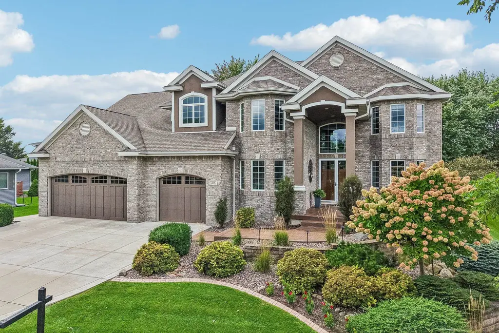 416 S Brookwood Drive, Mount Horeb