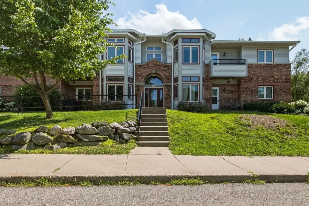 #5 - 2233 Luann Lane, Madison