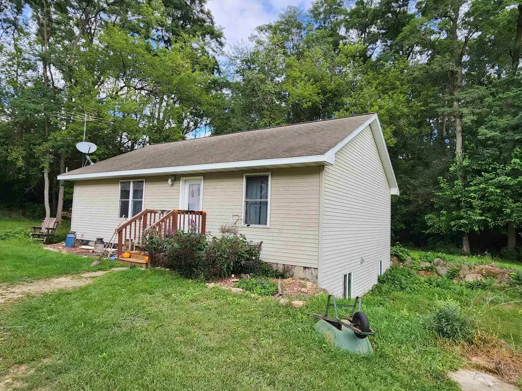 N8002 Ashley Rd. Road, Marcellon