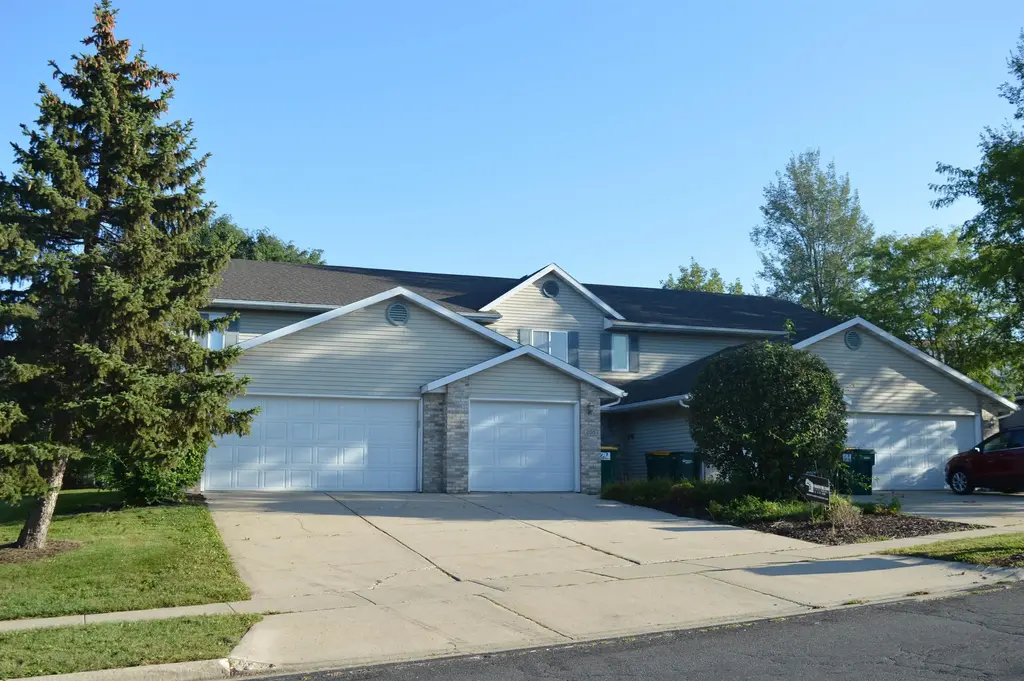 201-207 School Road, Cottage Grove