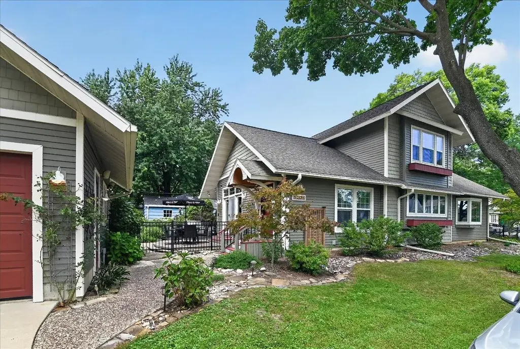 3206 Cross Street, Madison