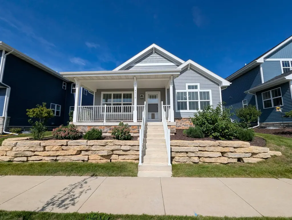 4810 Romaine Road, Fitchburg