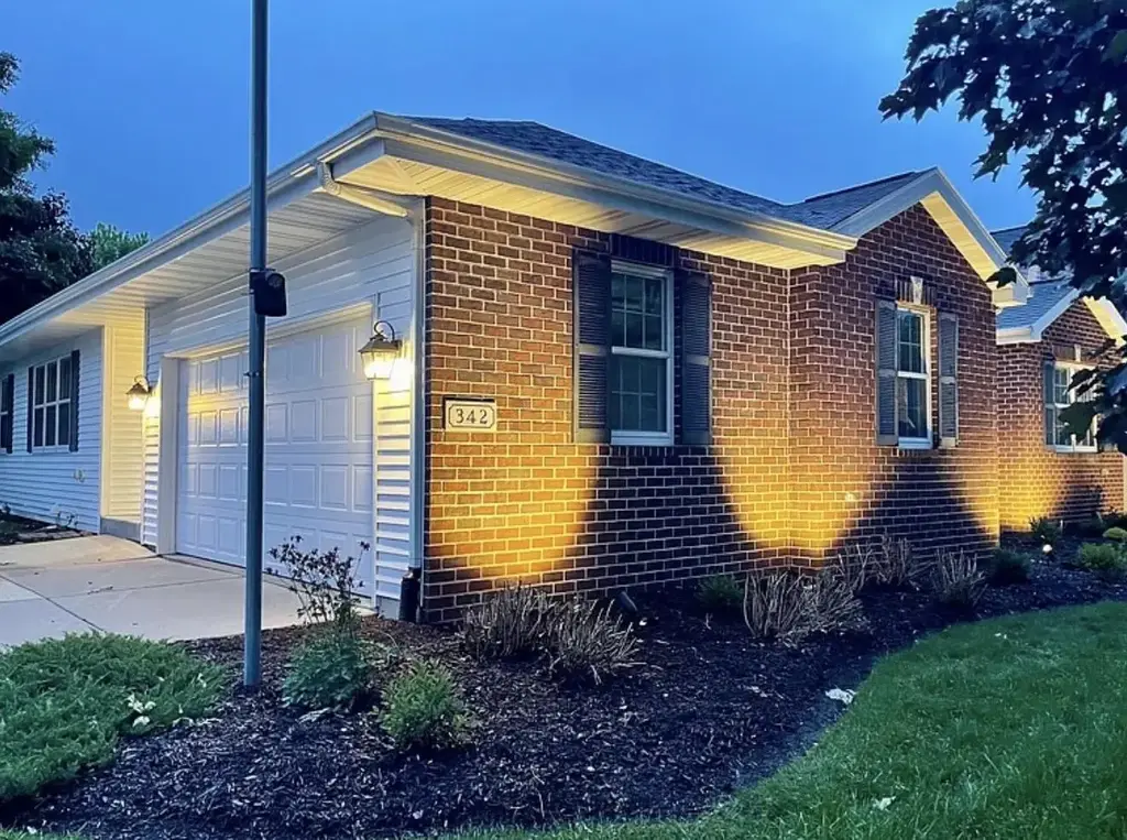 342 Blackberry Lane, DeForest