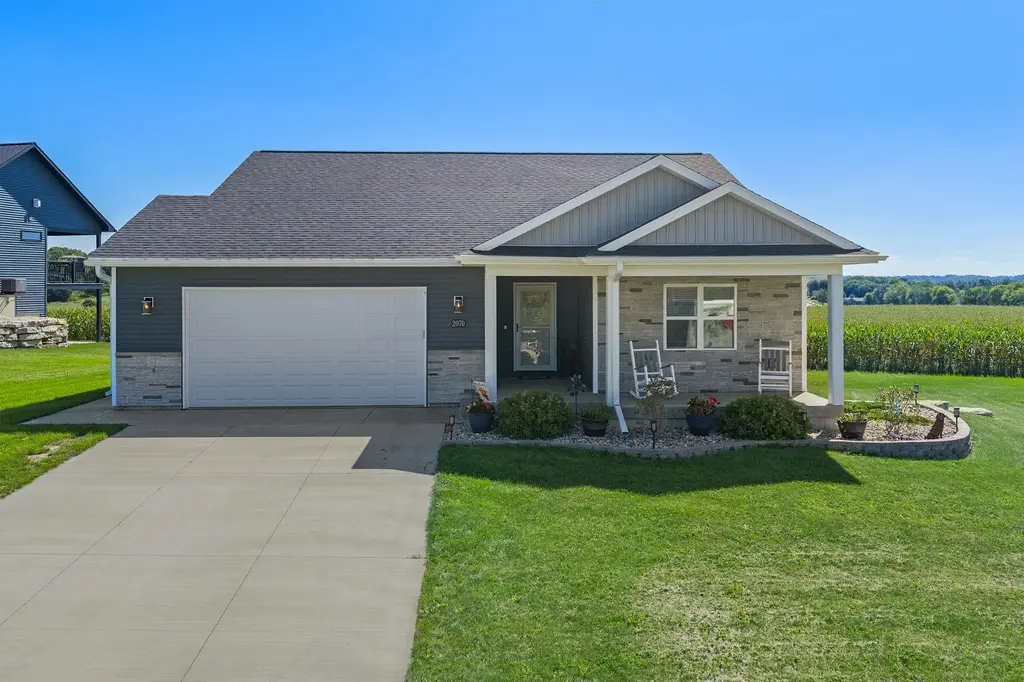 2070 Fawn Valley Court, Reedsburg
