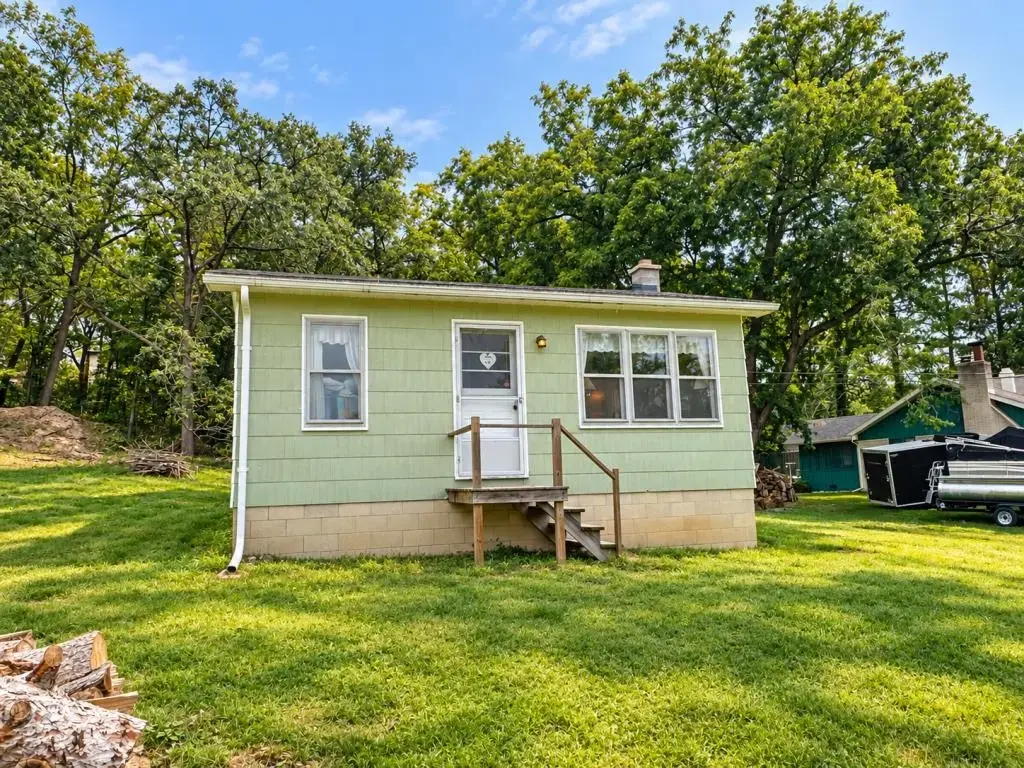 9439 N Rock River Drive, Fulton